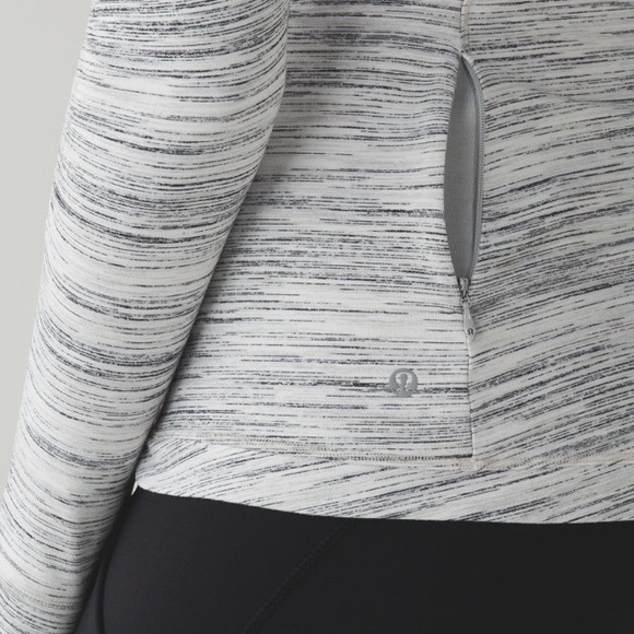 🍋lululemon Runderful Long Sleeve - Picture 3 of 10